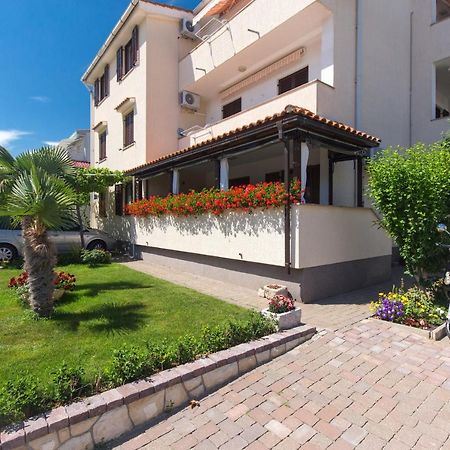 Apartments Dujmovic Ivo 2 Башка Екстер'єр фото