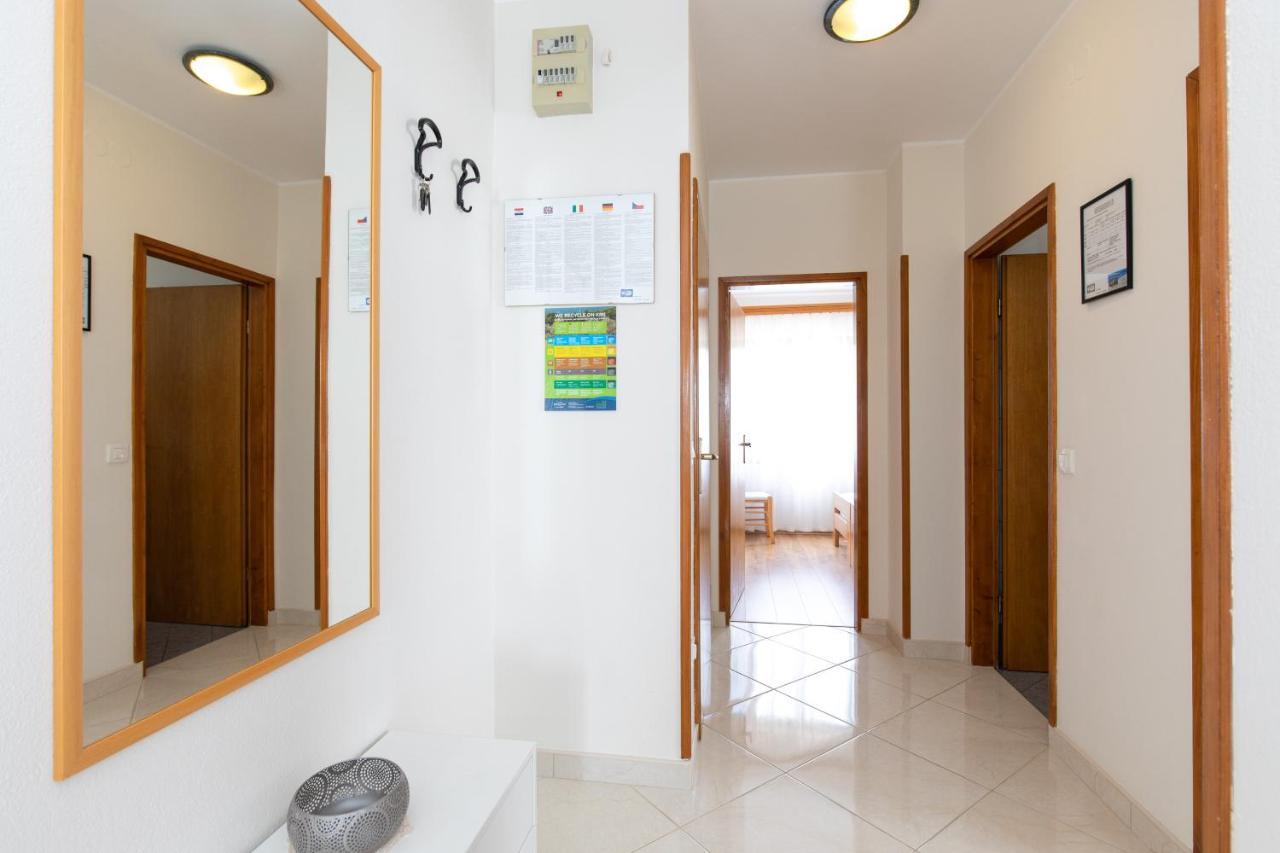 Apartments Dujmovic Ivo 2 Башка Екстер'єр фото