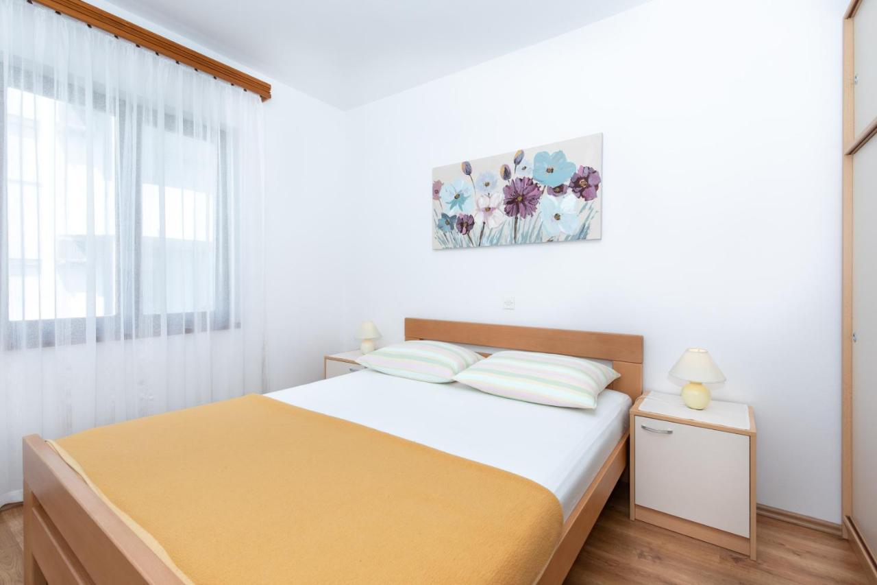Apartments Dujmovic Ivo 2 Башка Екстер'єр фото