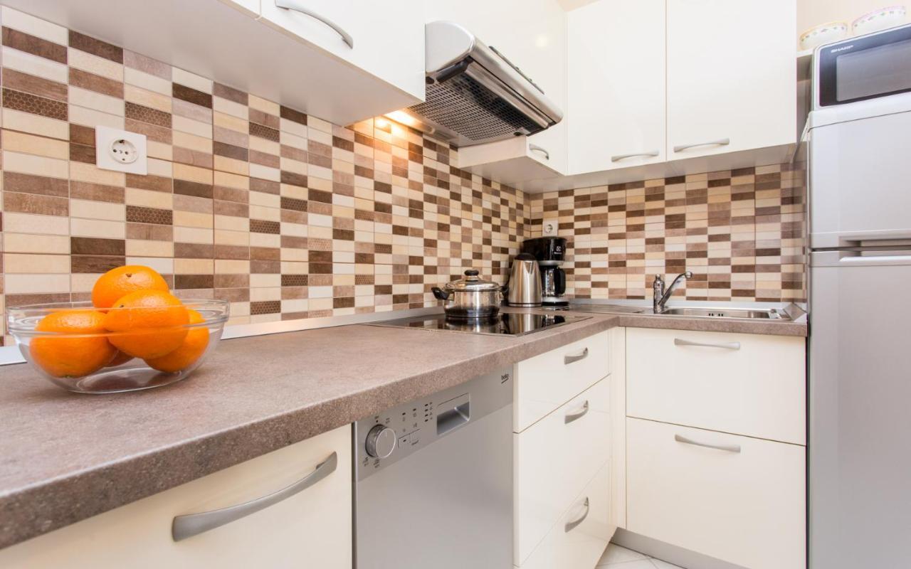 Apartments Dujmovic Ivo 2 Башка Екстер'єр фото